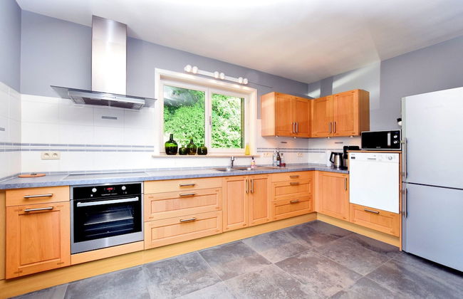 Modern Holiday Home in Flobecq With Garden - Foto 19