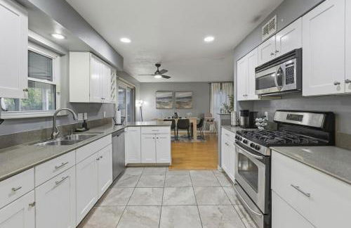 Cozy 5BD fun house - Foto 11