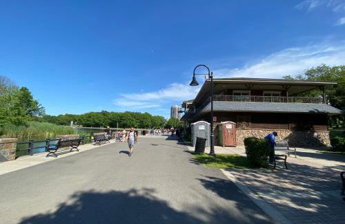 Oasis in New Jersey - 2BR NYC Access - Foto 22