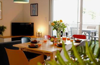 Lumimizan- Spacieux, grand balcon, wifi, lac et plage - Foto 2