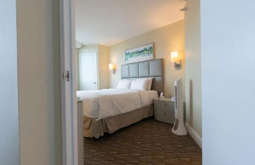 Luxury Waterfront Condo Hilton Hotel Amenities Beach Pool Jacuzzi Jetskis Gym - Foto 4