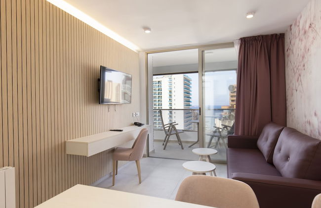 Aparthotel BCL Levante Beach - Photo 16