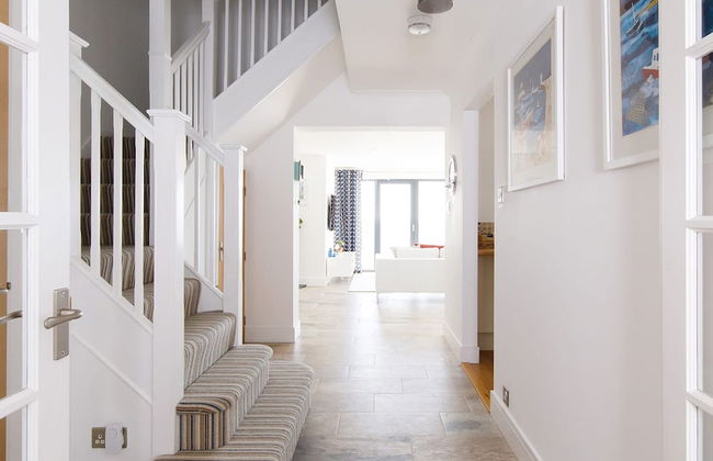 The Sea House - Ultimate Seafront Living Sunsets - Foto 17