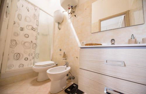 Casa Cleo al Mare con Free WiFi Netflix AC - Foto 19