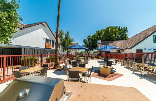 Phoenix Loft sleeps 6 - Photo 61