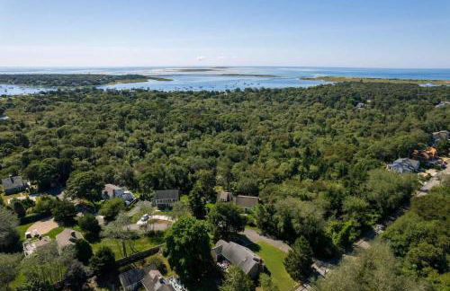 On the Chatham Loop - 1 Min to the Beach - Photo 34