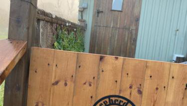 Oakley View Shepherds Hut with hot tub - Foto 4