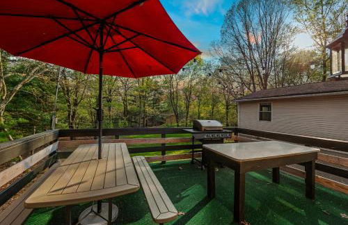 Hot Tub & Theater Haven-Lake and Ski Retreat - Foto 70