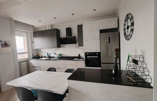 Bilocale Comfort per Olimpiadi Fiera e Centro - Foto 1