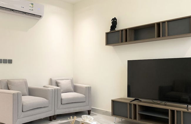 Kease D12 Al Qirwan Apartment - Photo 6