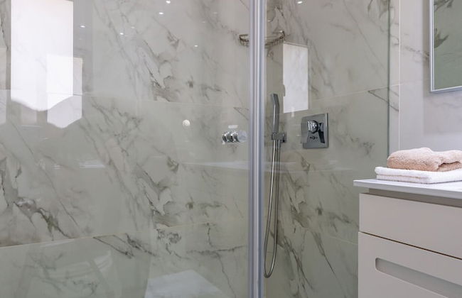 Beautiful Apt by the Beach - 2BDR- TL38 - Photo 22