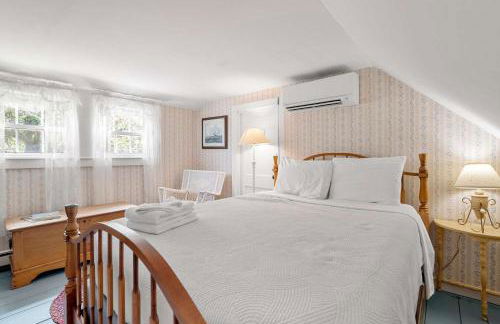 On the Chatham Loop - 1 Min to the Beach - Photo 17