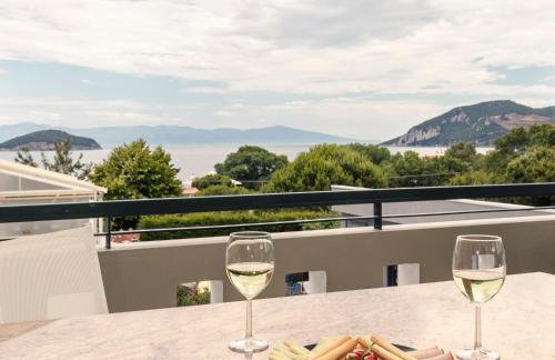 Cove Suites Apartment - Photo 1