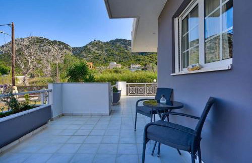 Chrysanthi Luxury Villa In Salakos, with Pool & Jacuzzi, Near Beach - Foto 14