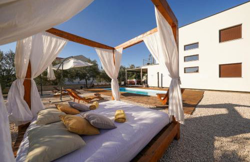 Villa Suncica with Heated Pool, Jacuzzi and Bikes near Zadar - Foto 39