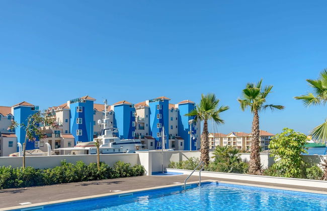 Luxury Modern Apartment With Exceptional Views! Hosted by Sweetstay - Photo 33