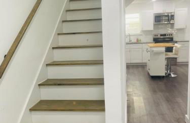 3BR Townhome 15mins from Downtown Sleeps 6 - Foto 3