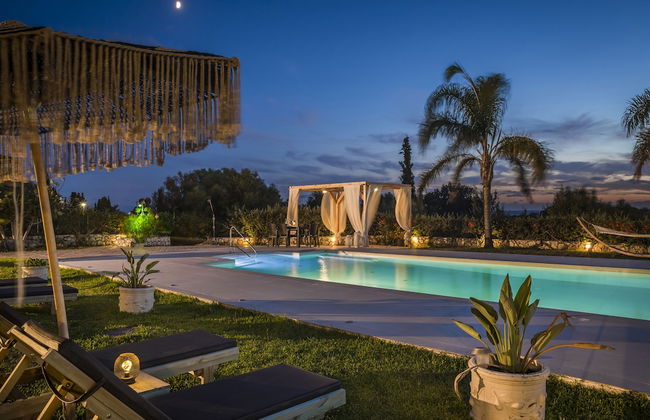 Queen Bee Residence - Photo 69