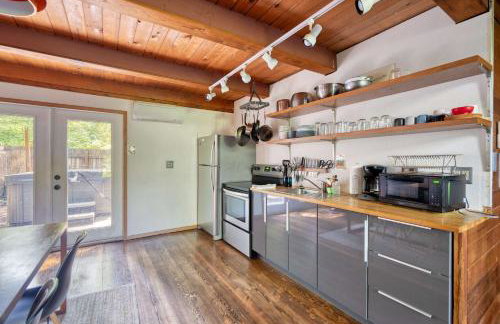 Modern A-Frame Cabin in the Woods - Foto 25