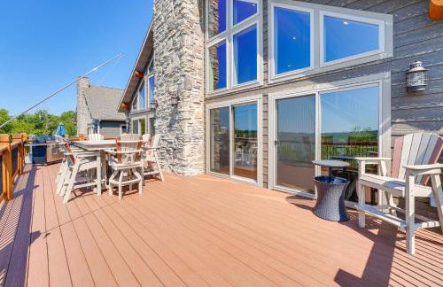 Luxe Table Rock Lake Vacation Rental with Hot Tub! - Foto 34