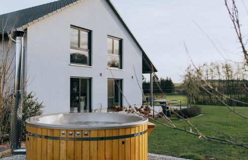 Deluxe-Naturhaus zum Entspannen in zentraler Lage - Foto 1