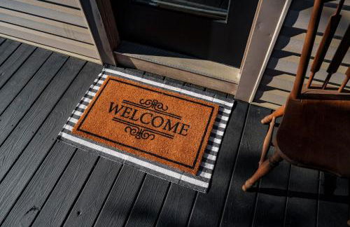 Very Comfy Farmhouse Apartment Unit A, 1st FL - Foto 31