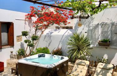 Avli Traditional Home with Private Jacuzzi - Foto 3