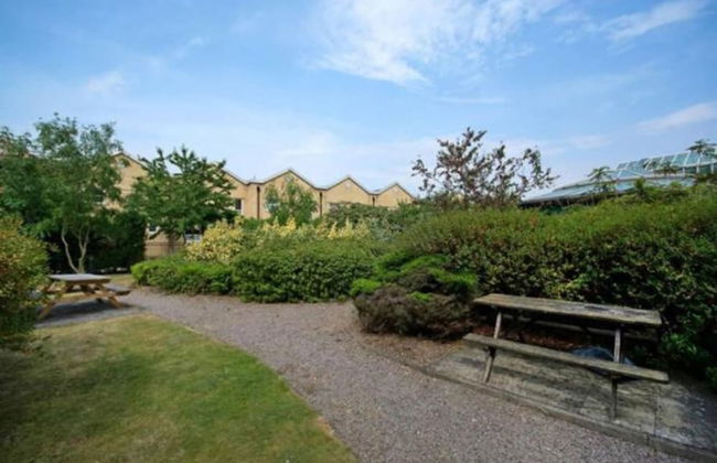 Bright, Modern One-bed With Stunning View of Thames - Foto 24