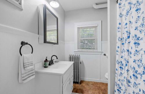 North End Single Family 4 Bed 2 Bath - Foto 16