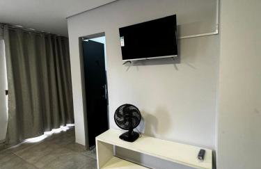 Kitnet independente muito bem localizada - Foto 13