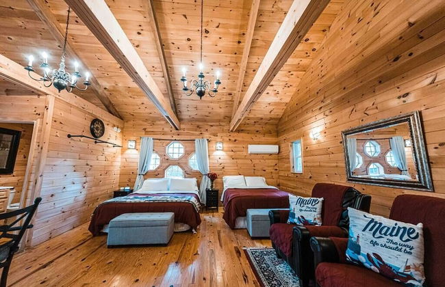 Sunset Chalet-amazing Views Private hot tub - Photo 10