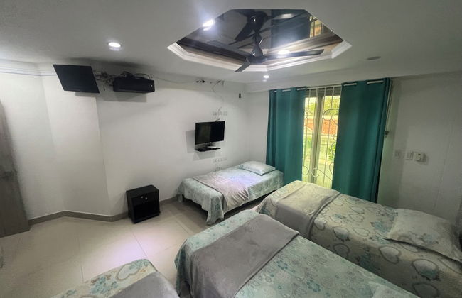 Casa Villa Carolina 5 min Puerta de Oro - Foto 20