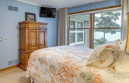 Patio and Water Views Serene Bohemia River Escape! - Foto 18