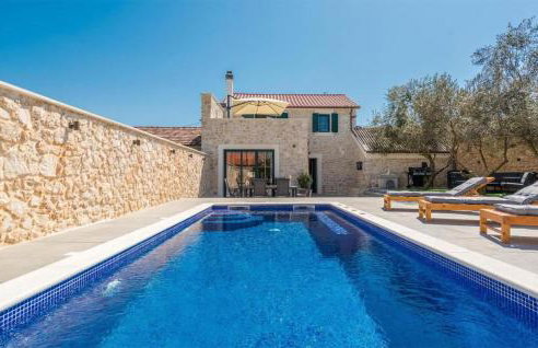 Beautiful Home In Poljaci - Foto 10