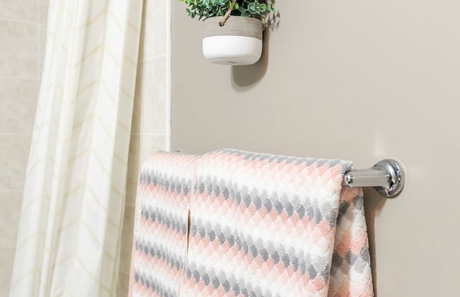 Stylish Suite in Downtown Toronto - Photo 29