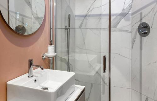 Aeron Villa - Photo 24