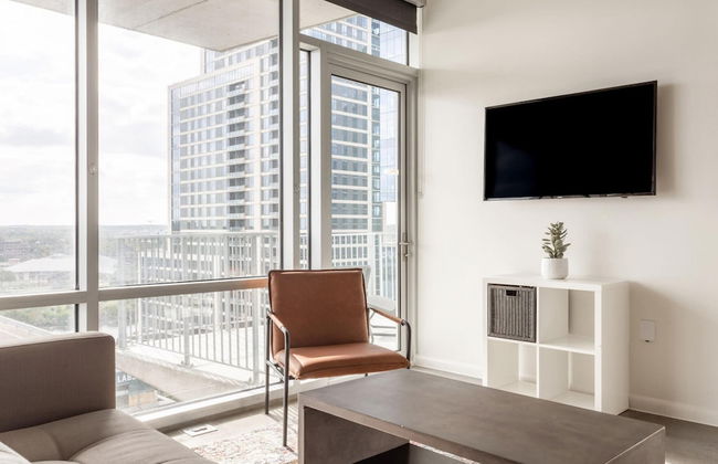 Austin Riveting 1BD 1BA 2nd Street District Apartment - Foto 10