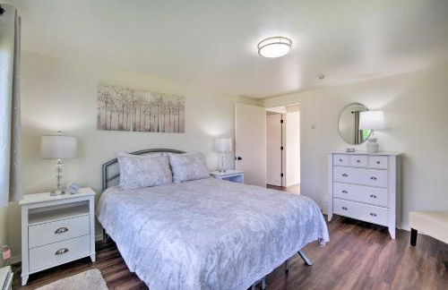 North Bend Home with Cornhole Court and Putting Green - Foto 15