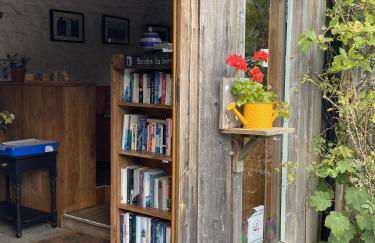 Naturesbase Lodge - Photo 31