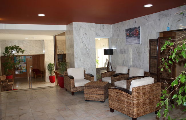 Apartamentos Jardins da Rocha - Foto 3