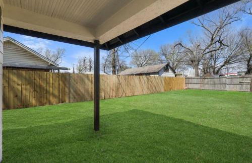 Spacious 3 bedroom 2 bath home in Downtown - Foto 72