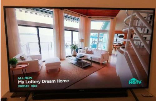 FEATURED ON HGTV'S MY LOTTERY DREAM HOME! Private dock, 15 minute boat ride to Crab Island, 20 minute drive to Destin, Pet Friendly - Foto 44