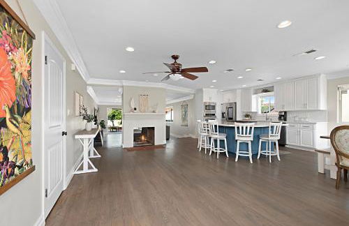 The Gathering Place - Guest Favorite with Huge Yard - Foto 15