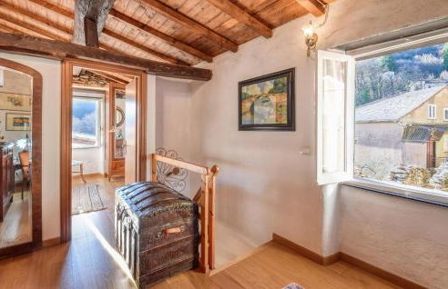 3 Bedroom Cozy Home In Lumarzo - Foto 9