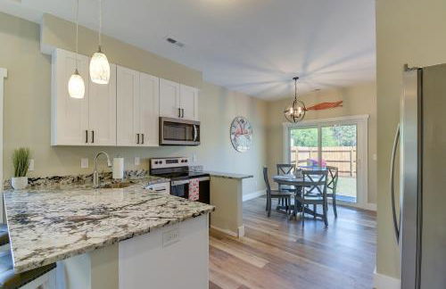 Lovely Vacation Home about 1 Mi to Ocean Isle Beach! - Foto 9