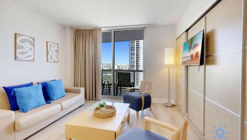 Beachfront Resort - Pool - Ocean View Balcony- Gym - Foto 3