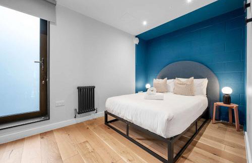 Luxury Canal St Villa with Free Parking - Foto 15