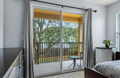 Great Town Home with Lazy River - Foto 17