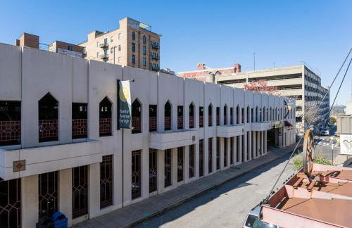 Bright Downtown Asheville Apt with Balcony, Walk Everywhere - Foto 32