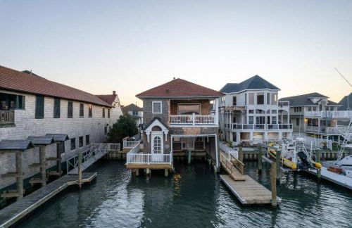 The Capone House-Historic Bayfront Home w/hot tub - Foto 51